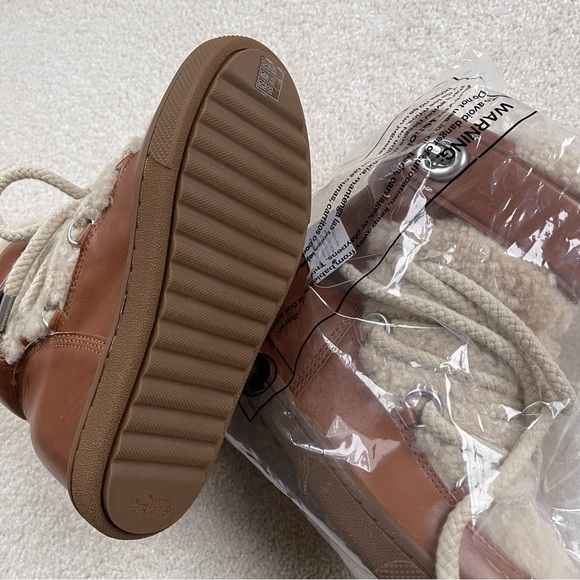 Women's Lace Up Shearling Boots - Tan - Picture 5 of 7